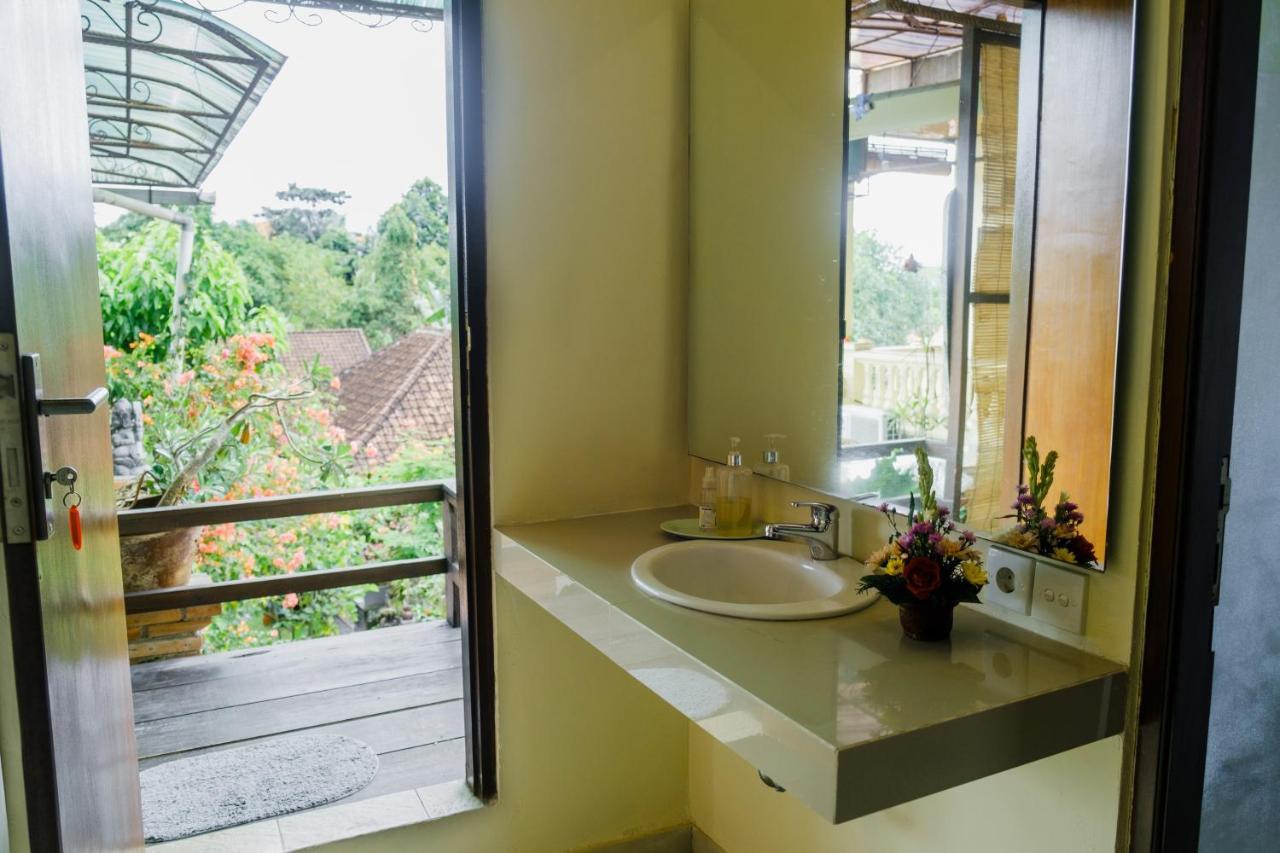 Desak Putu Putra Home Stay Ubud Exterior foto